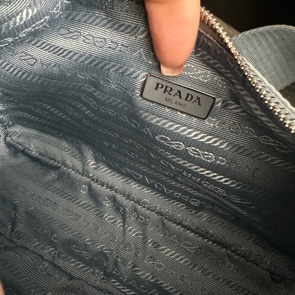 Prada re-edition 2005 - Picture 8 of 12